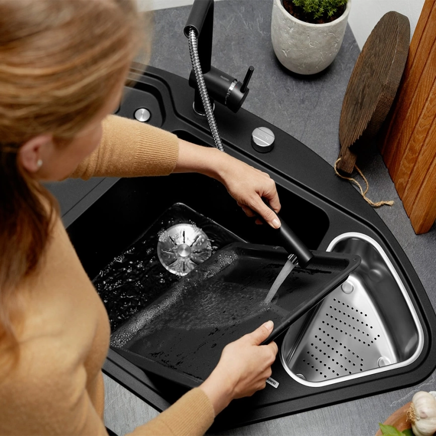 Мойка кухонная Blanco Delta II 525867 черная - фото 2