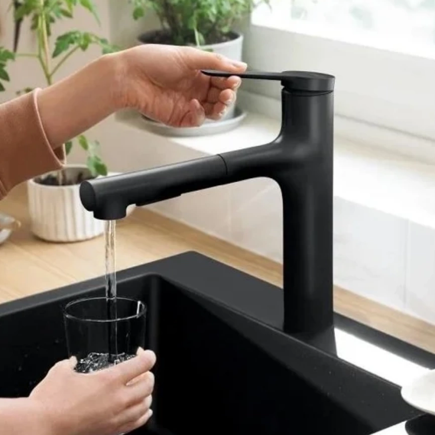 Смеситель для кухни Hansgrohe Zesis M33 74801670 с вытяжным душем - фото 1