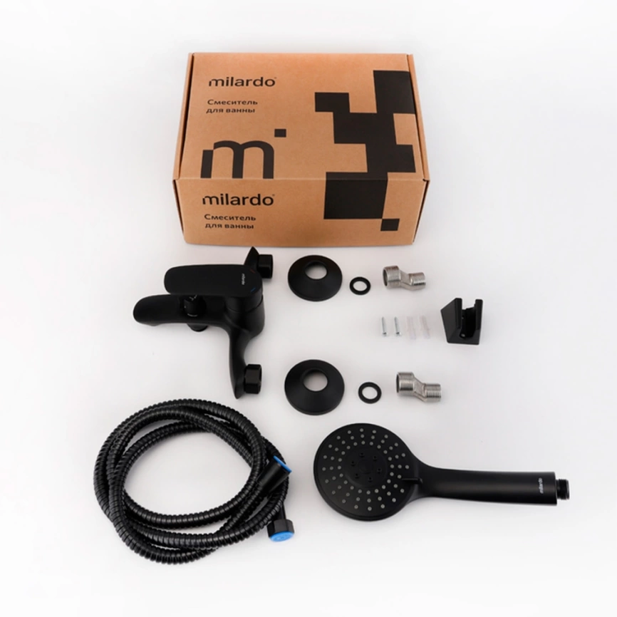 Смеситель для ванны Milardo Rora RORBL00M02 черный с коротким изливом - фото 3