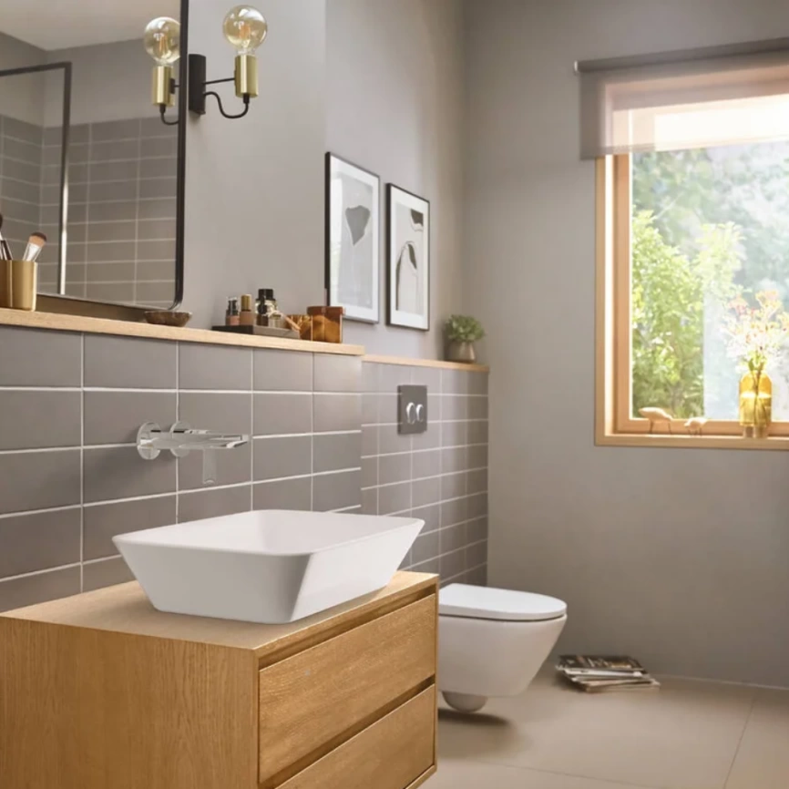 Смеситель для раковины Hansgrohe Rebris E 72568000 настенный, хром - фото 1