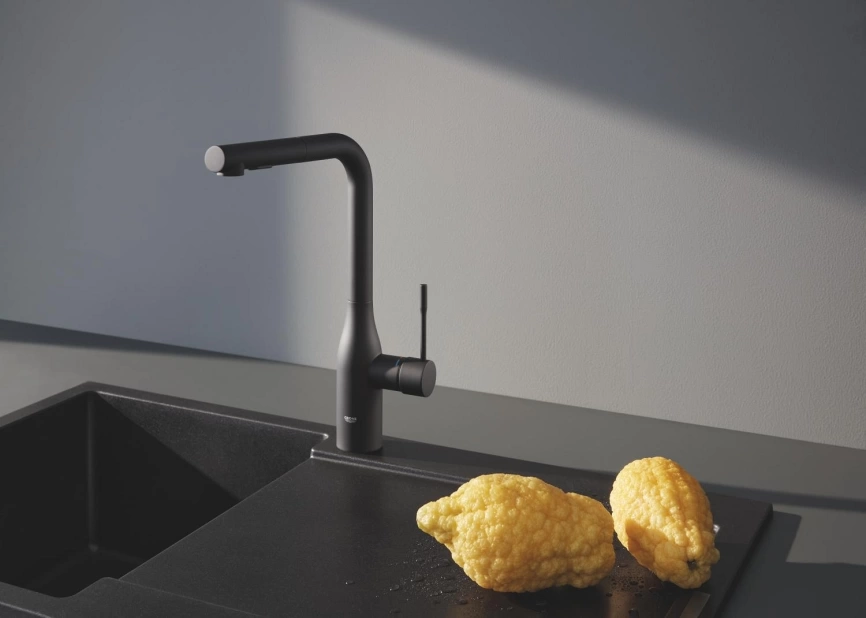 Смеситель для кухни Grohe Essence 30504KF0, черный с вытяжным изливом - фото 4