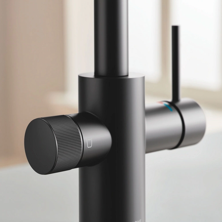 Смеситель для кухни Grohe Minta Blue Pure 30590KF0, черный с вытяжным изливом - фото 2