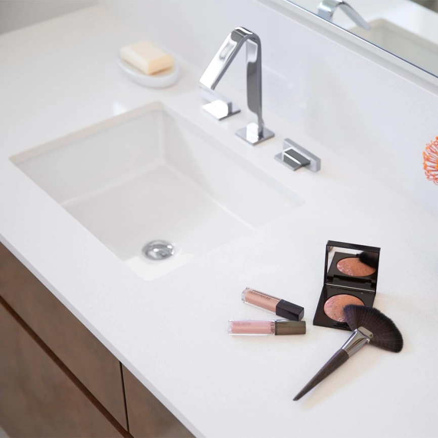 Раковина Jacob Delafon Verticyl E2882-0 встраиваемая снизу, белая - фото 1