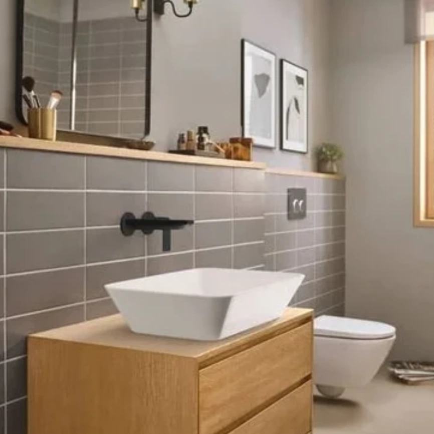 Смеситель для раковины Hansgrohe Rebris E 72568670 настенный, черный - фото 1