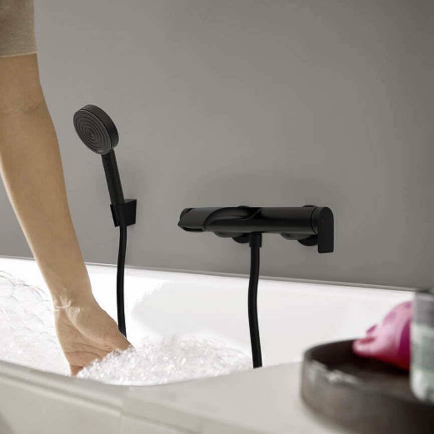 Смеситель для ванны Hansgrohe Vivenis 75420670, черный - фото 1